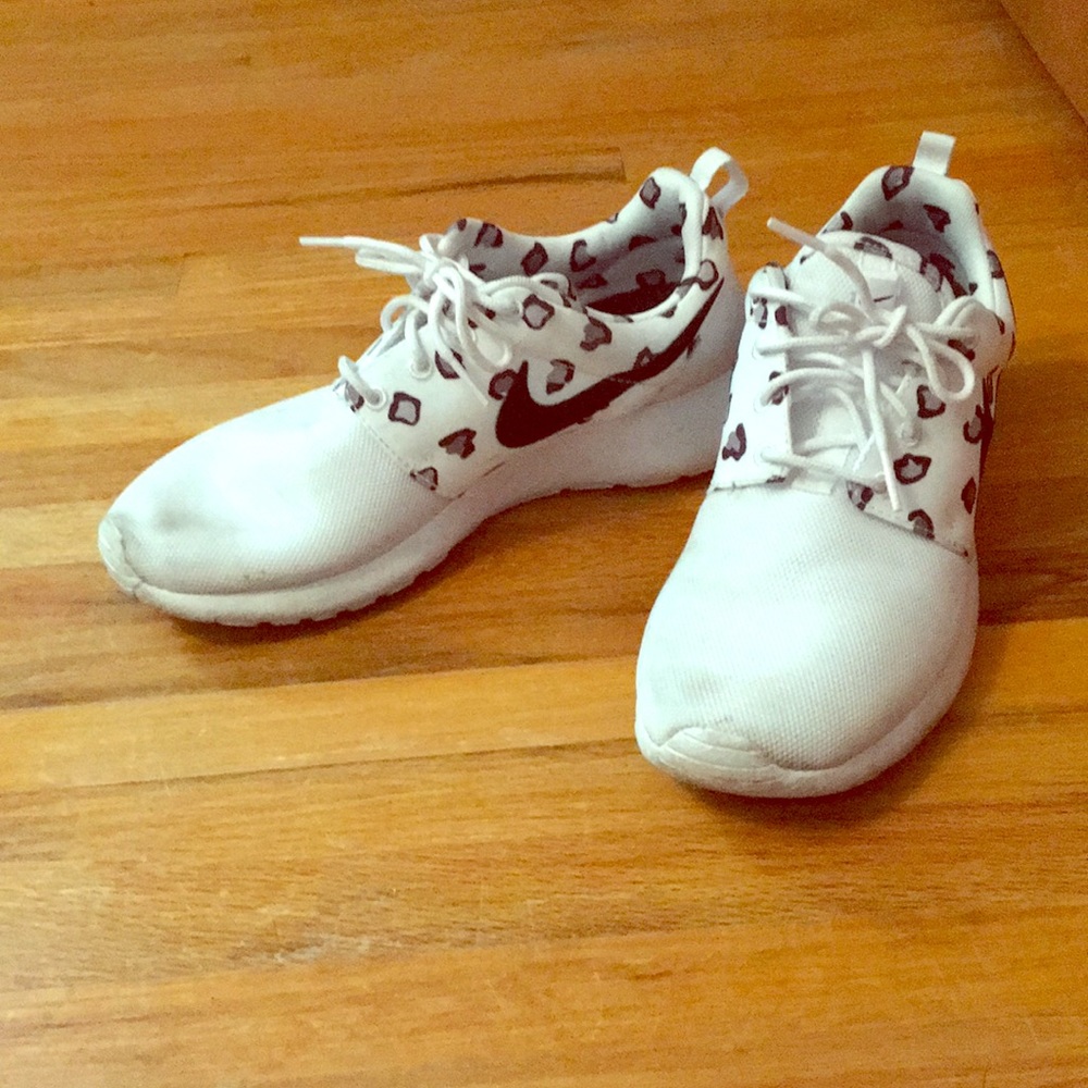 White Nike Cheetah Print Roshe’s
